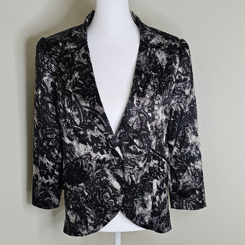 Bellatrix Satin 3/4 Sleeve Black Gray Floral Lace Blazer Jacket Sz PL